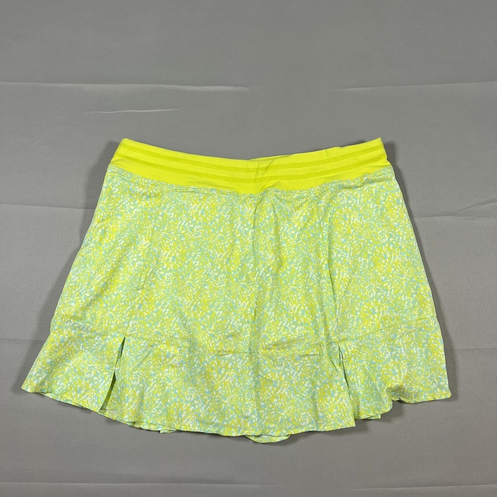 Tasc Performance Rhythm Skorts Womens Medium Neon Yellow Moisture Wicking Golf